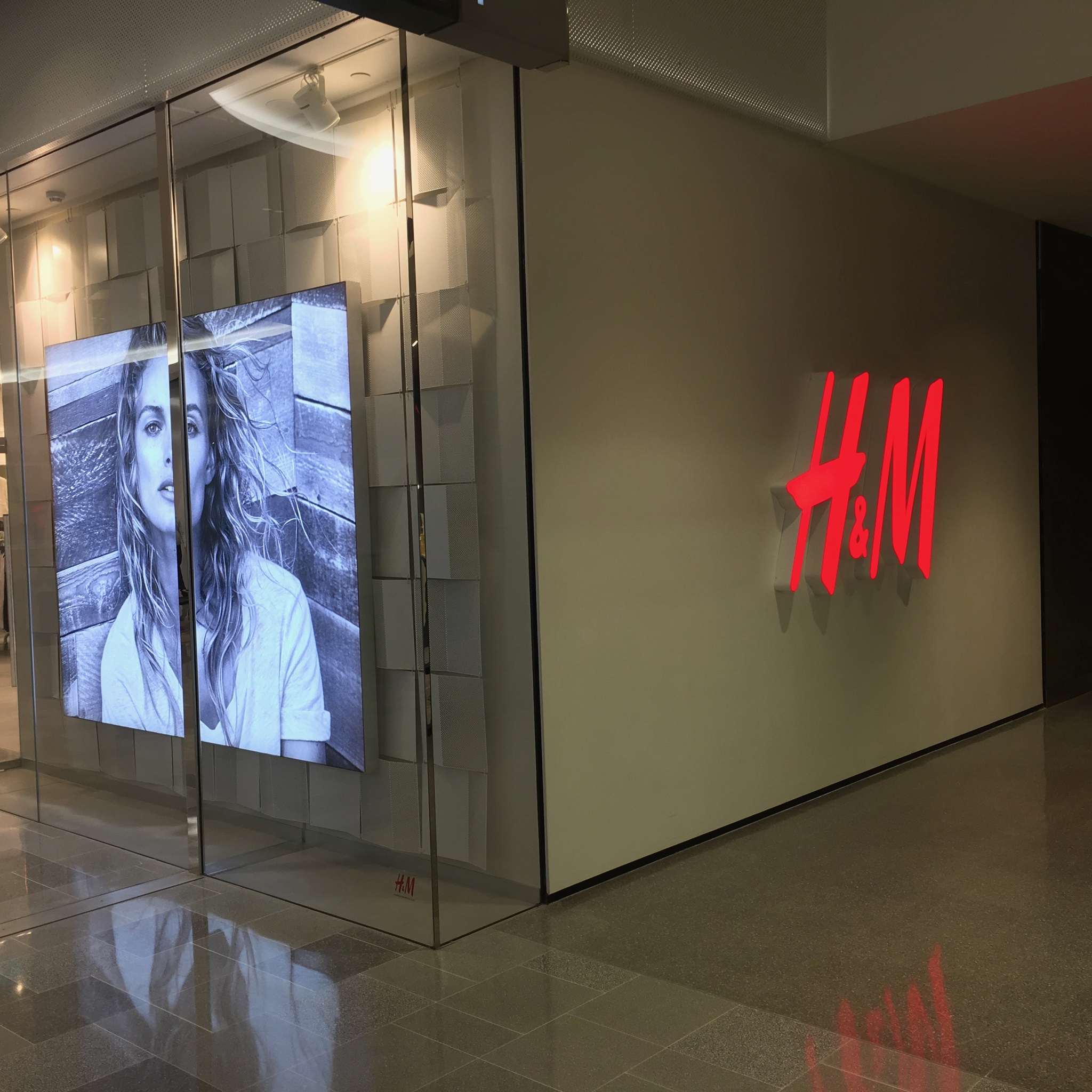 H&m near 2025 grand central